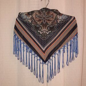 Triangular Tasseled Pullover Navy Rust Paisley and Striped Scarf